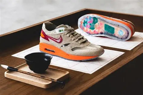 Nike Air Max 1 x CLOT "Silk" size 9m 10.5w